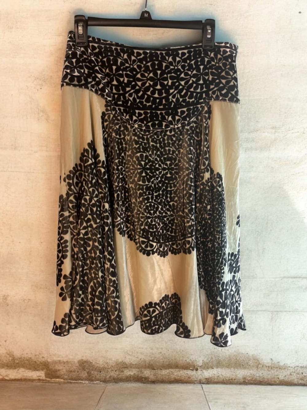 Diane Von Furstenberg Velvet Snow Garden Vintage Skirt Size 6 - Picture 2 of 3